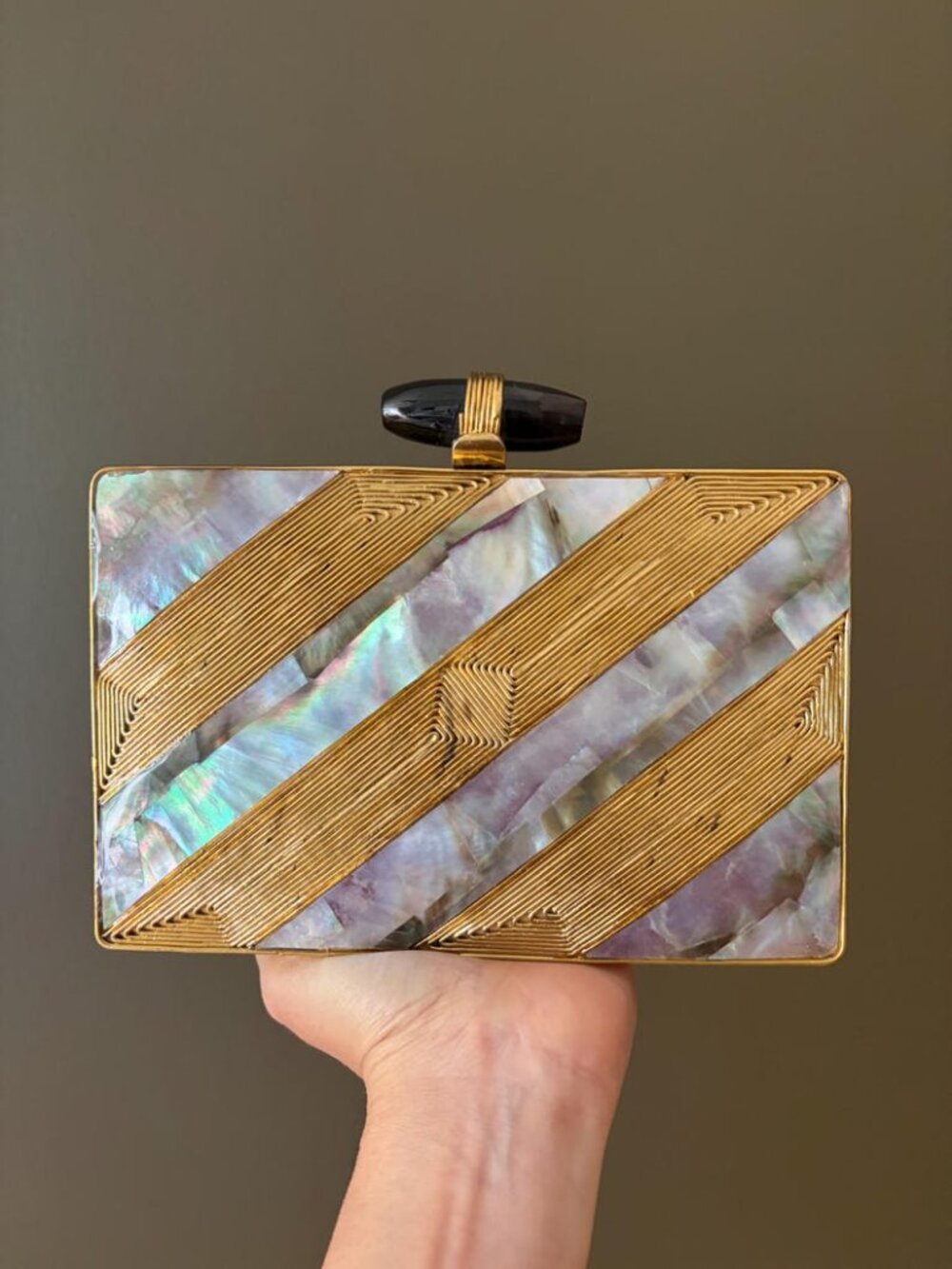 Brand New Mother of Pearl Gold Clutch Purse w/ Stone Clasp & Pearl Chain